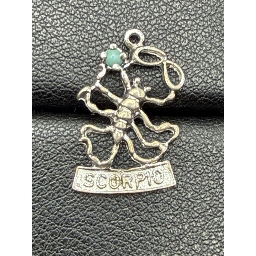 Vintage Sterling Silver Genuine Emerald Scorpio Charm 925 K6
